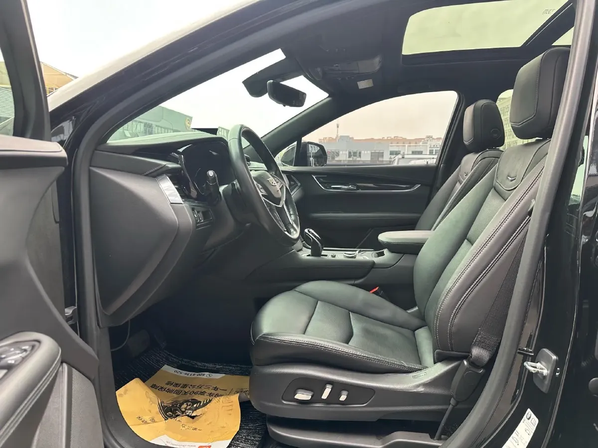 2020 Cadillac XT5 2.0T 237HP L4 9AT,autocango,china used car exporter,china ev exporter,chinese used car exporter,chinese used ev exporter