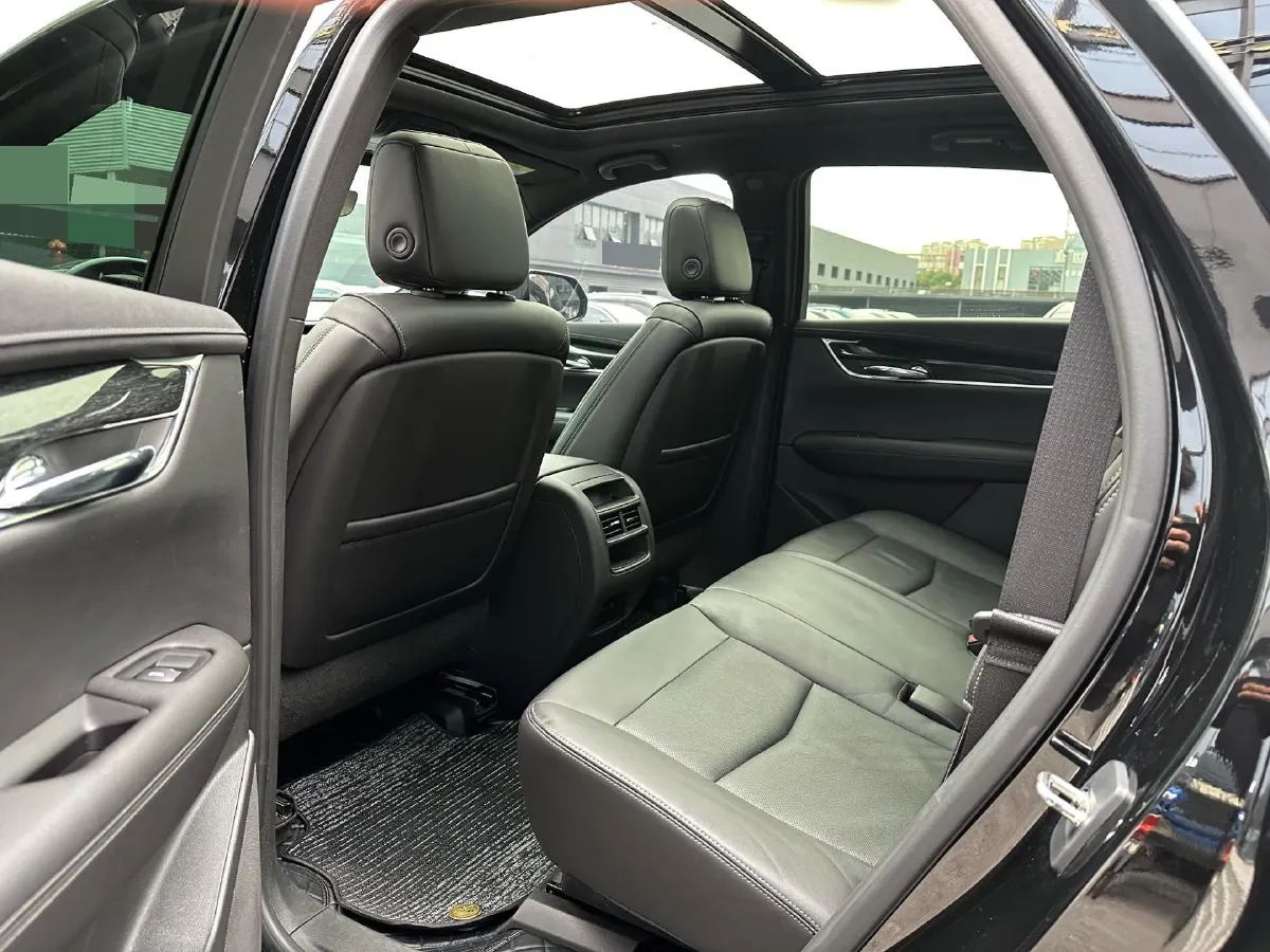 2020 Cadillac XT5 2.0T 237HP L4 9AT,autocango,china used car exporter,china ev exporter,chinese used car exporter,chinese used ev exporter