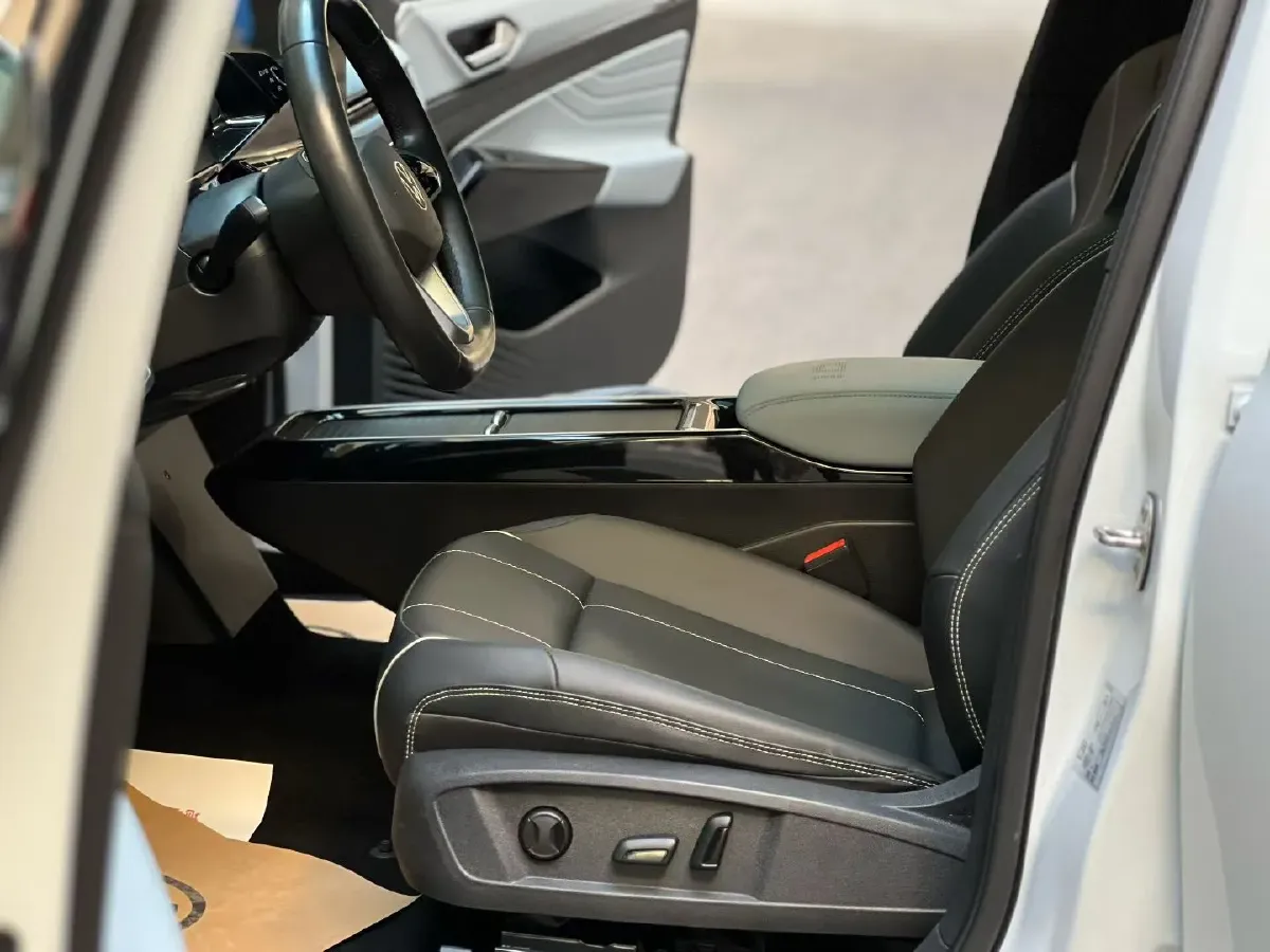 2022 Volkswagen ID.4 X BEV 83.4KWH,autocango,china used car exporter,china ev exporter,chinese used car exporter,chinese used ev exporter