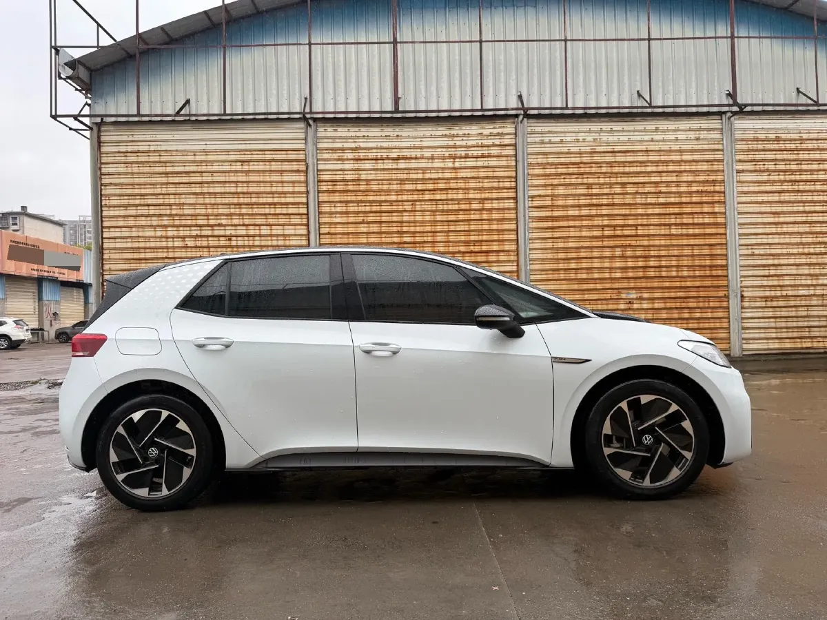 2023 Volkswagen ID.3 BEV 52.8KWH,autocango,china used car exporter,china ev exporter,chinese used car exporter,chinese used ev exporter