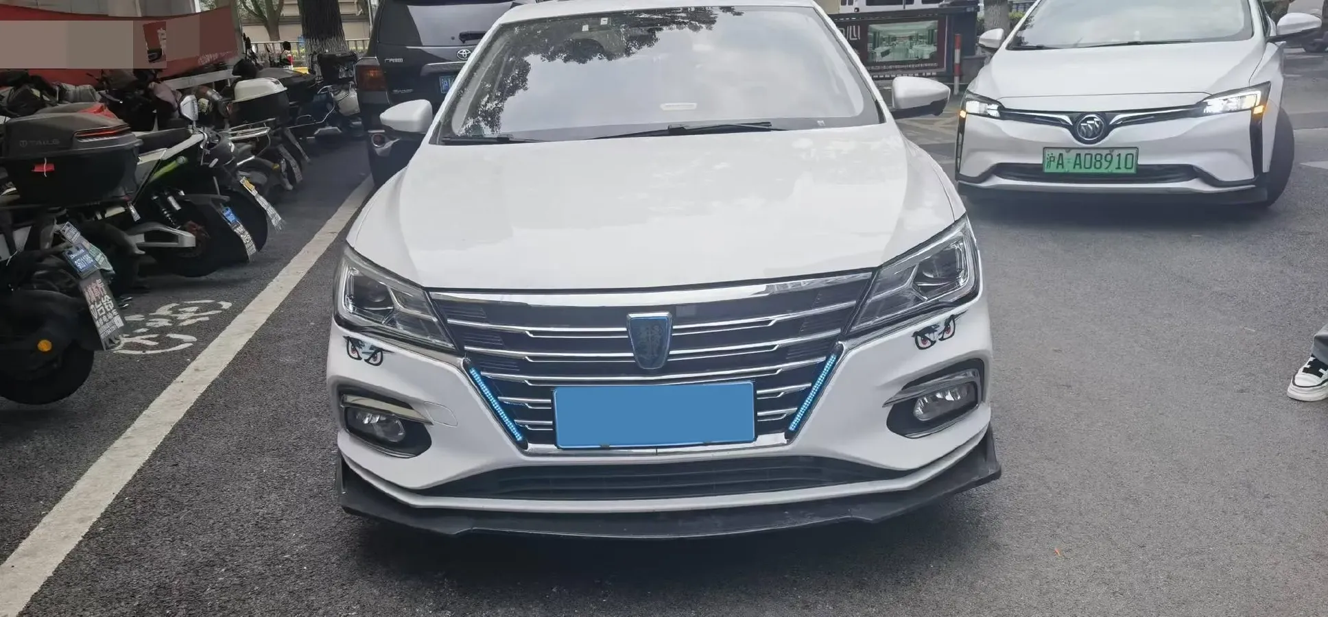 2020 Roewe i5 1.5L 120HP L4 CVT,autocango,china used car exporter,china ev exporter,chinese used car exporter,chinese used ev exporter