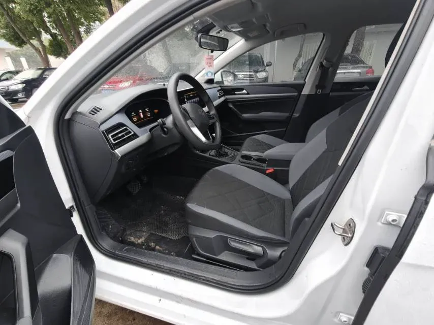 2023 Volkswagen Lavida 1.5L 110HP L4 6AT,autocango,china used car exporter,china ev exporter,chinese used car exporter,chinese used ev exporter