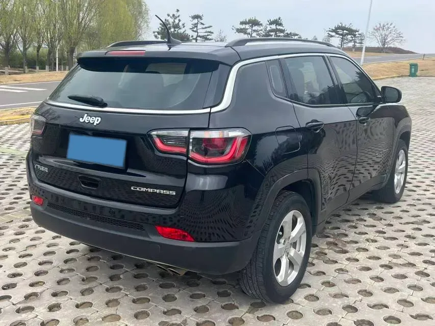 2019 Jeep Compass 1.3T 173HP L4 7DCT,autocango,china used car exporter,china ev exporter,chinese used car exporter,chinese used ev exporter