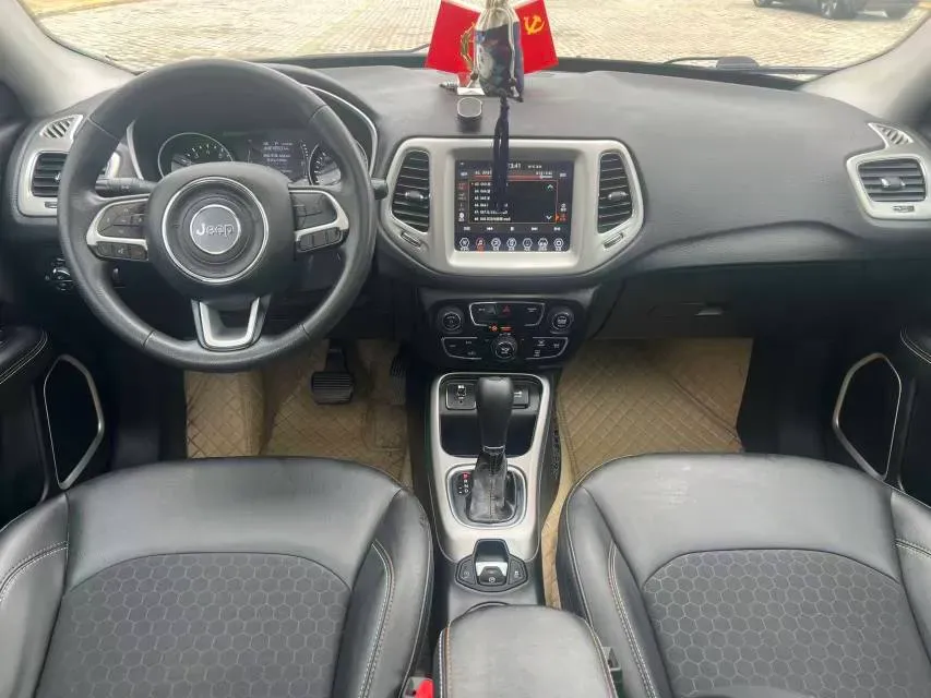 2019 Jeep Compass 1.3T 173HP L4 7DCT,autocango,china used car exporter,china ev exporter,chinese used car exporter,chinese used ev exporter