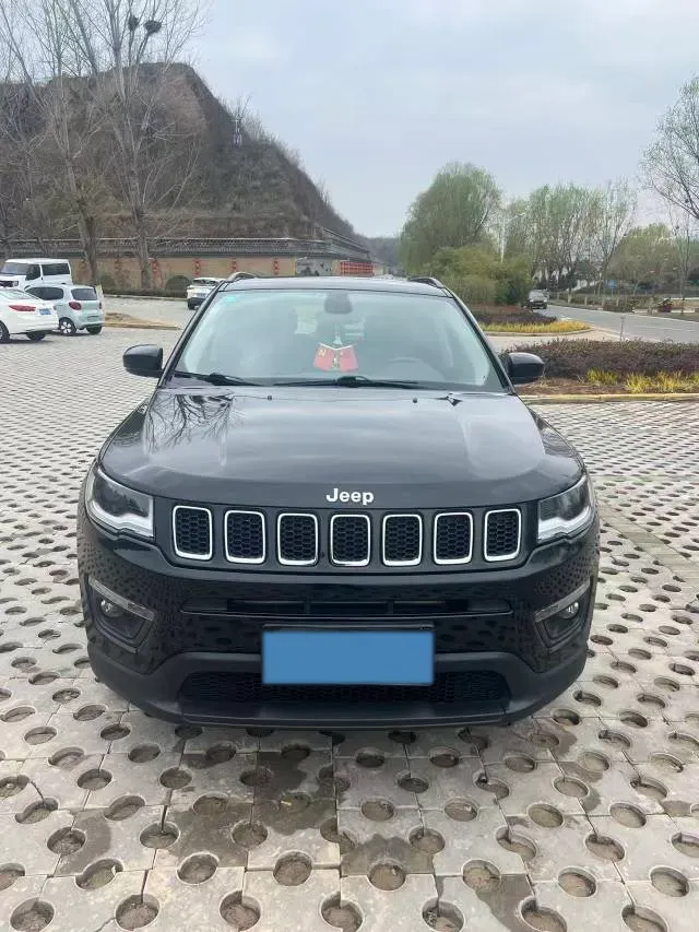 2019 Jeep Compass 1.3T 173HP L4 7DCT,autocango,china used car exporter,china ev exporter,chinese used car exporter,chinese used ev exporter