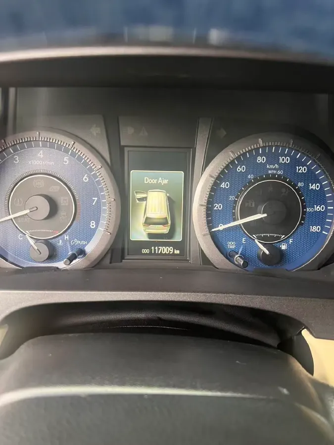 2019 Toyota Camry 2.0L 178HP L4 CVT,autocango,china used car exporter,china ev exporter,chinese used car exporter,chinese used ev exporter