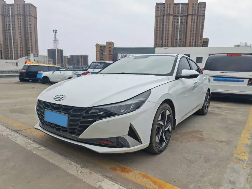 2021 Hyundai Elantra 1.5L 115HP L4 CVT,autocango,china used car exporter,china ev exporter,chinese used car exporter,chinese used ev exporter