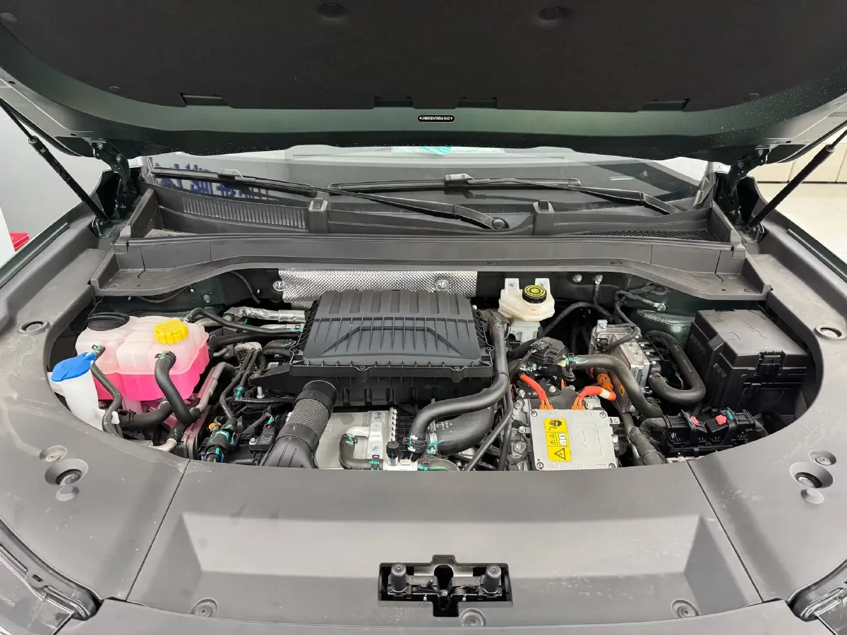 2025 Fulwin FulwinT10 1.5T 156HP L4 3DHT PHEV,autocango,china used car exporter,china ev exporter,chinese used car exporter,chinese used ev exporter