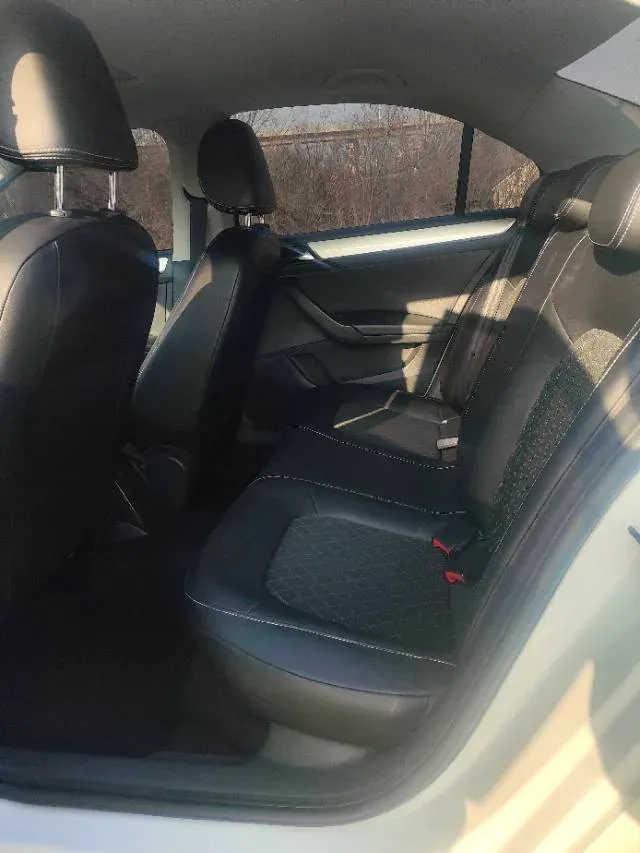 2018 Skoda Rapid 1.6L 110HP L4 5MT,autocango,china used car exporter,china ev exporter,chinese used car exporter,chinese used ev exporter