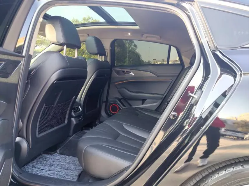 2020 HongQi H5 1.8T 197HP L4 6AT,autocango,china used car exporter,china ev exporter,chinese used car exporter,chinese used ev exporter