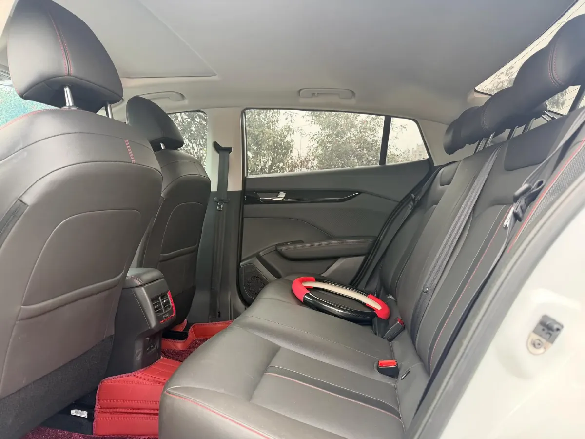 2021 DongFeng Aeolus YiXuan 1.5T 150HP L4 6DCT,autocango,china used car exporter,china ev exporter,chinese used car exporter,chinese used ev exporter