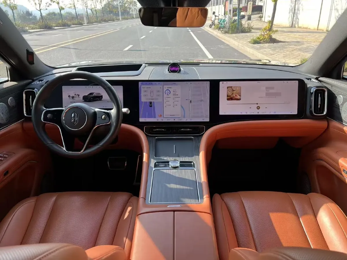 2024 AITO AITO M9 1.5T 152HP L4 REEV 42KWH,autocango,china used car exporter,china ev exporter,chinese used car exporter,chinese used ev exporter