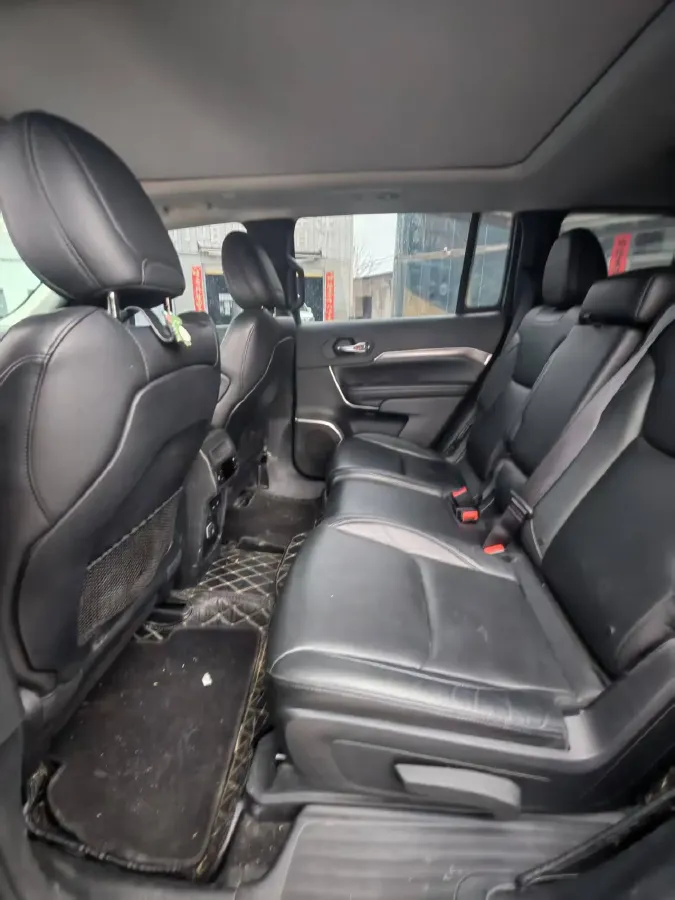 2018 Jeep Grand Commander 2.0T 265HP L4 9AT,autocango,china used car exporter,china ev exporter,chinese used car exporter,chinese used ev exporter