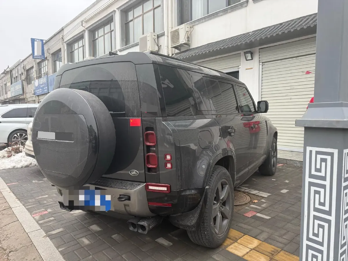 2025 Land Rover Defender 3.0T 400HP L6 8AT,autocango,china used car exporter,china ev exporter,chinese used car exporter,chinese used ev exporter