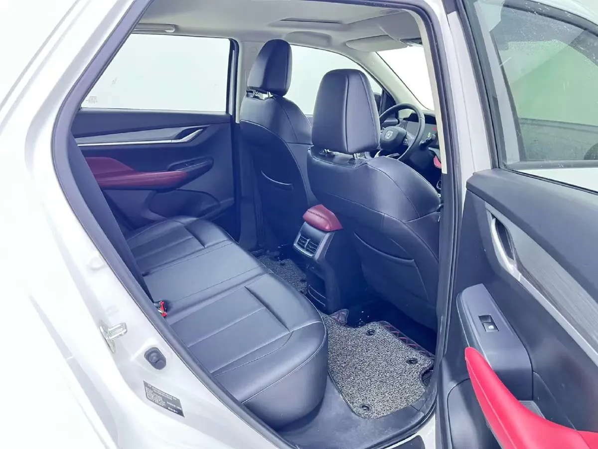 2022 ChangAn CS55 Plus 1.5T 180HP L4 7DCT,autocango,china used car exporter,china ev exporter,chinese used car exporter,chinese used ev exporter