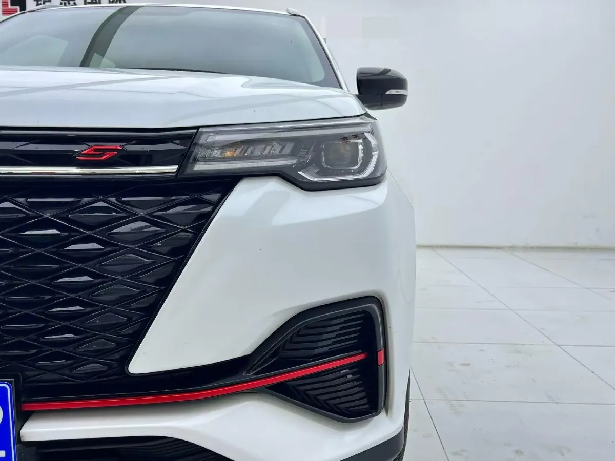 2022 ChangAn CS55 Plus 1.5T 180HP L4 7DCT,autocango,china used car exporter,china ev exporter,chinese used car exporter,chinese used ev exporter