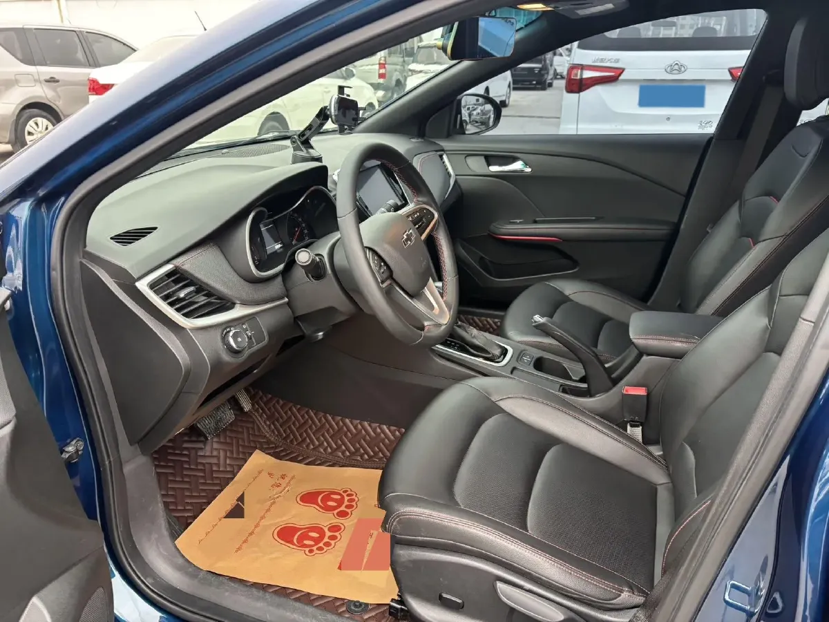 2019 Chevrolet Monza 1.3T 163HP L3 6AT,autocango,china used car exporter,china ev exporter,chinese used car exporter,chinese used ev exporter