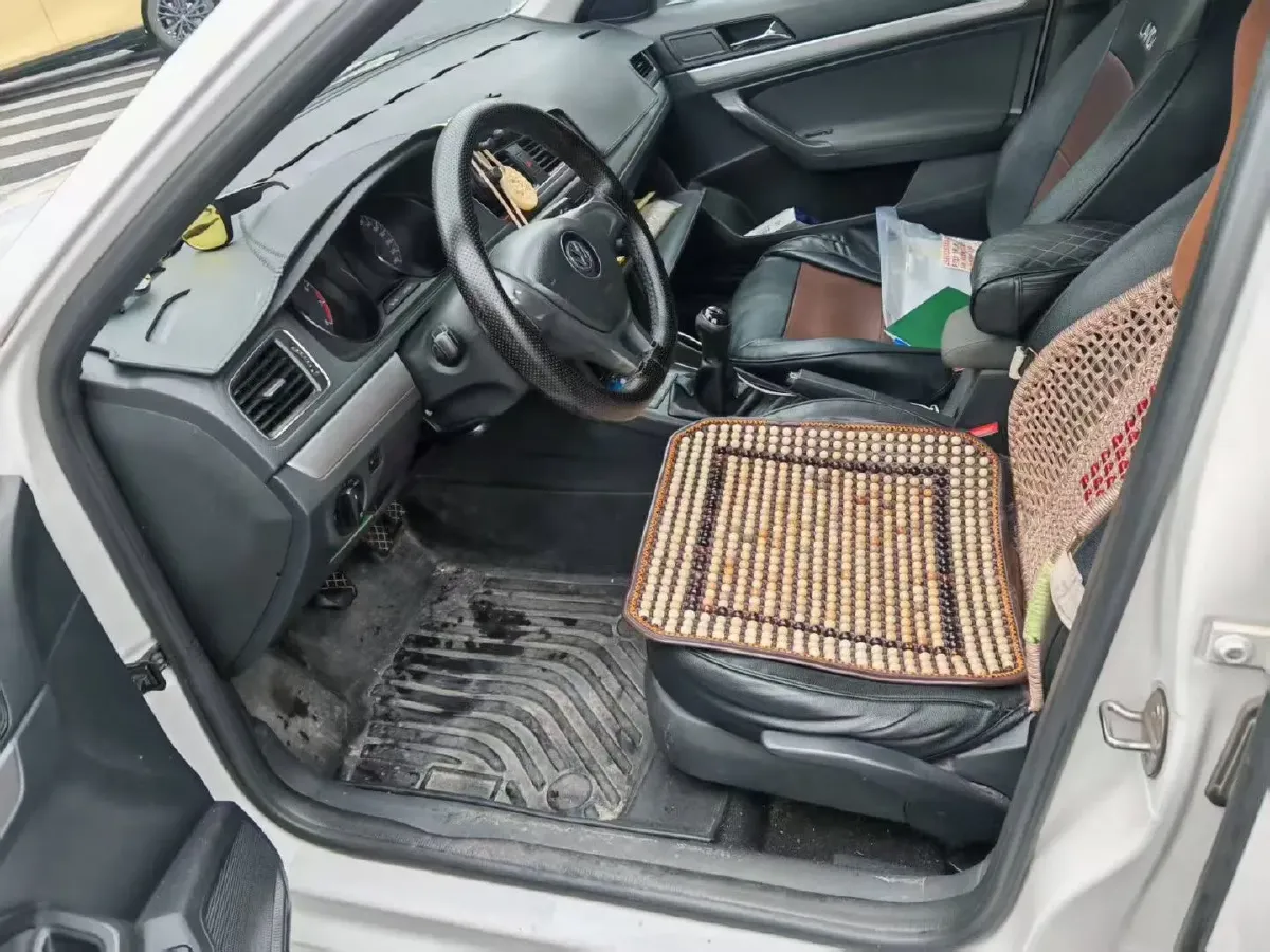 2017 Buick Excelle 1.5L 114HP L4 5MT,autocango,china used car exporter,china ev exporter,chinese used car exporter,chinese used ev exporter