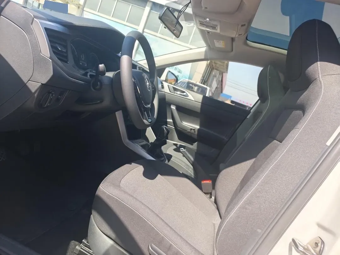 2019 Volkswagen Polo 1.5L 113HP L4 5MT,autocango,china used car exporter,china ev exporter,chinese used car exporter,chinese used ev exporter