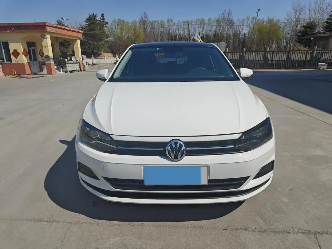 2019 Volkswagen Polo 1.5L 113HP L4 5MT,autocango,china used car exporter,china ev exporter,chinese used car exporter,chinese used ev exporter
