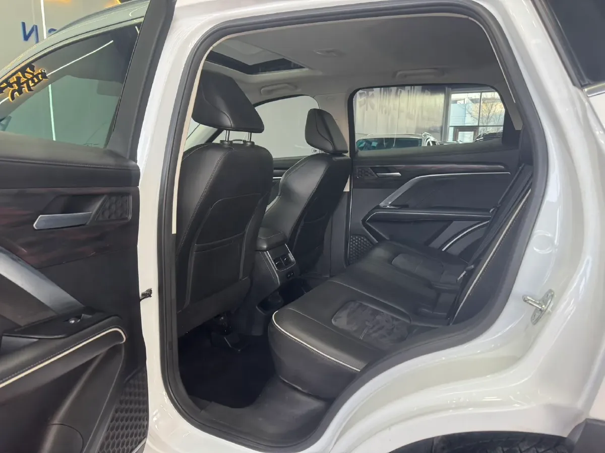 2021 Haval H6 1.5T 150HP L4 7DCT,autocango,china used car exporter,china ev exporter,chinese used car exporter,chinese used ev exporter