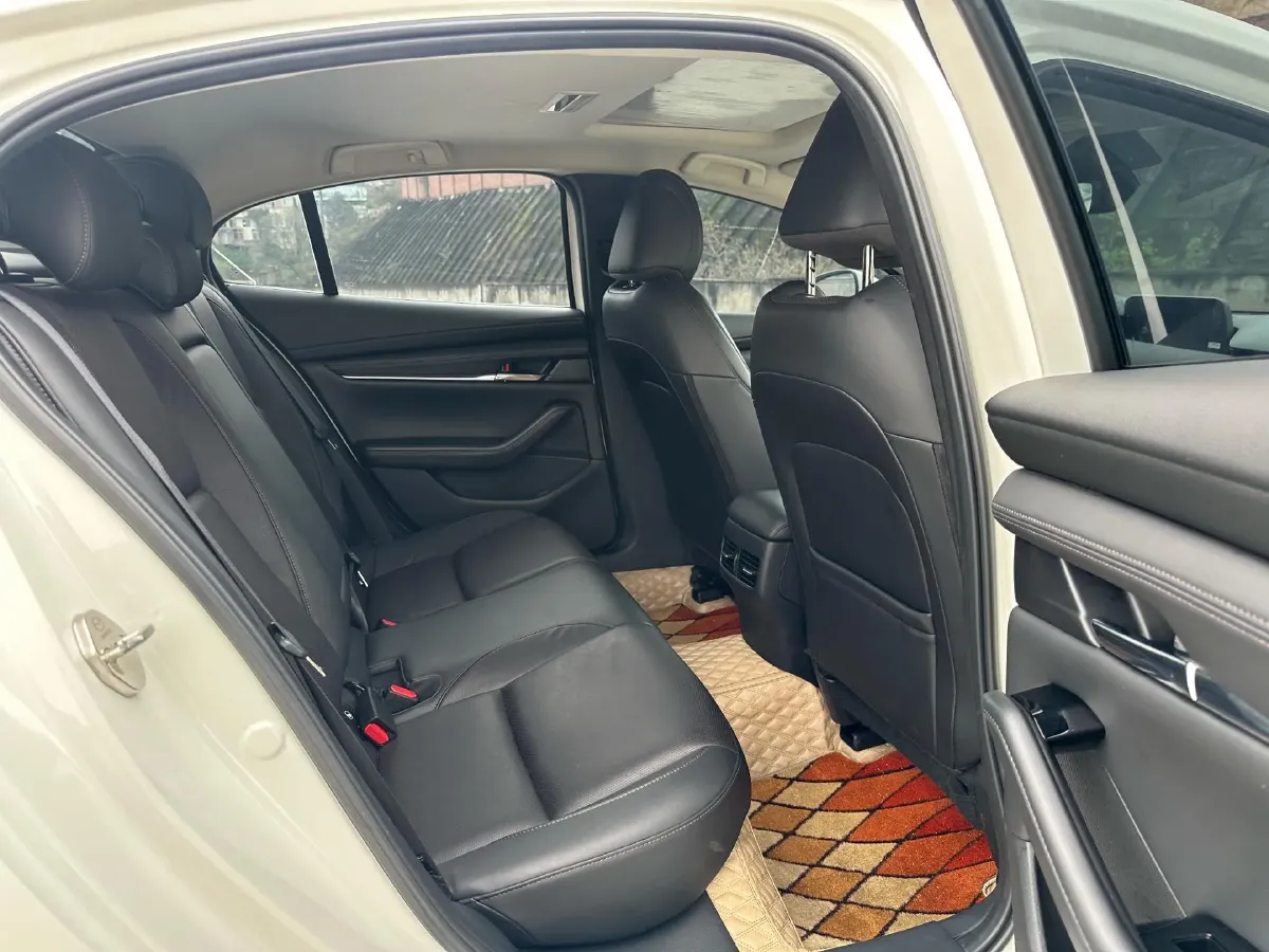 2022 Mazda 3 Axela 2.0L 158HP L4 6AT,autocango,china used car exporter,china ev exporter,chinese used car exporter,chinese used ev exporter