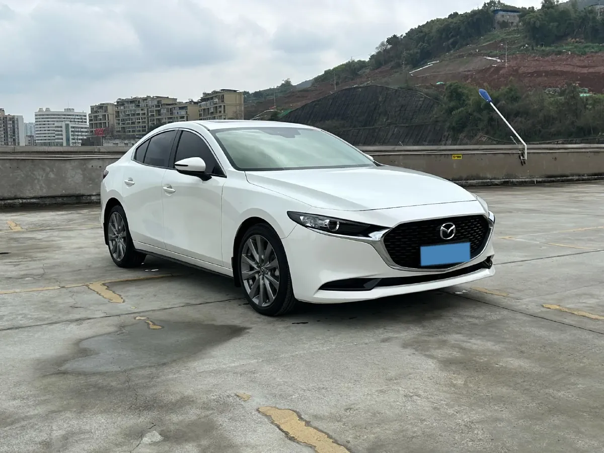 2022 Mazda 3 Axela 2.0L 158HP L4 6AT,autocango,china used car exporter,china ev exporter,chinese used car exporter,chinese used ev exporter
