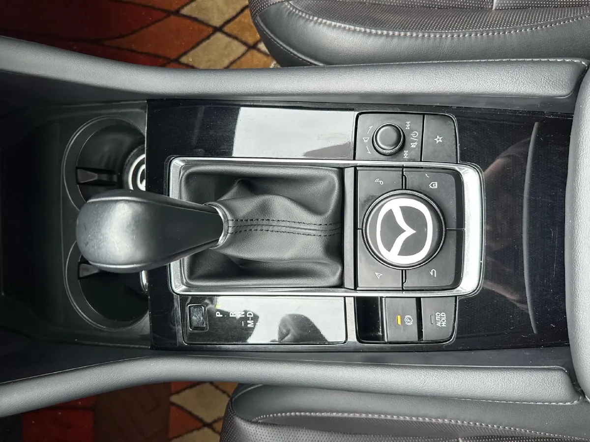 2022 Mazda 3 Axela 2.0L 158HP L4 6AT,autocango,china used car exporter,china ev exporter,chinese used car exporter,chinese used ev exporter