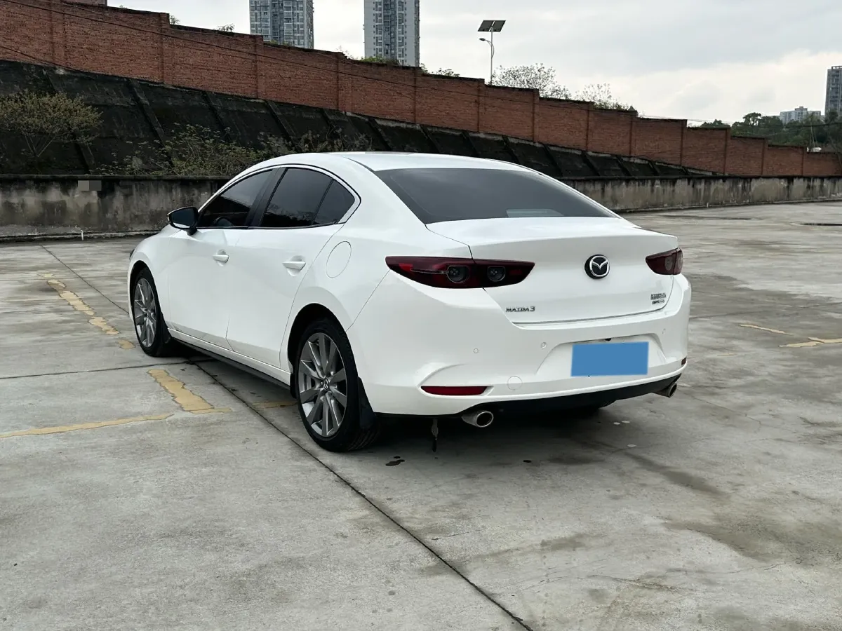 2022 Mazda 3 Axela 2.0L 158HP L4 6AT,autocango,china used car exporter,china ev exporter,chinese used car exporter,chinese used ev exporter