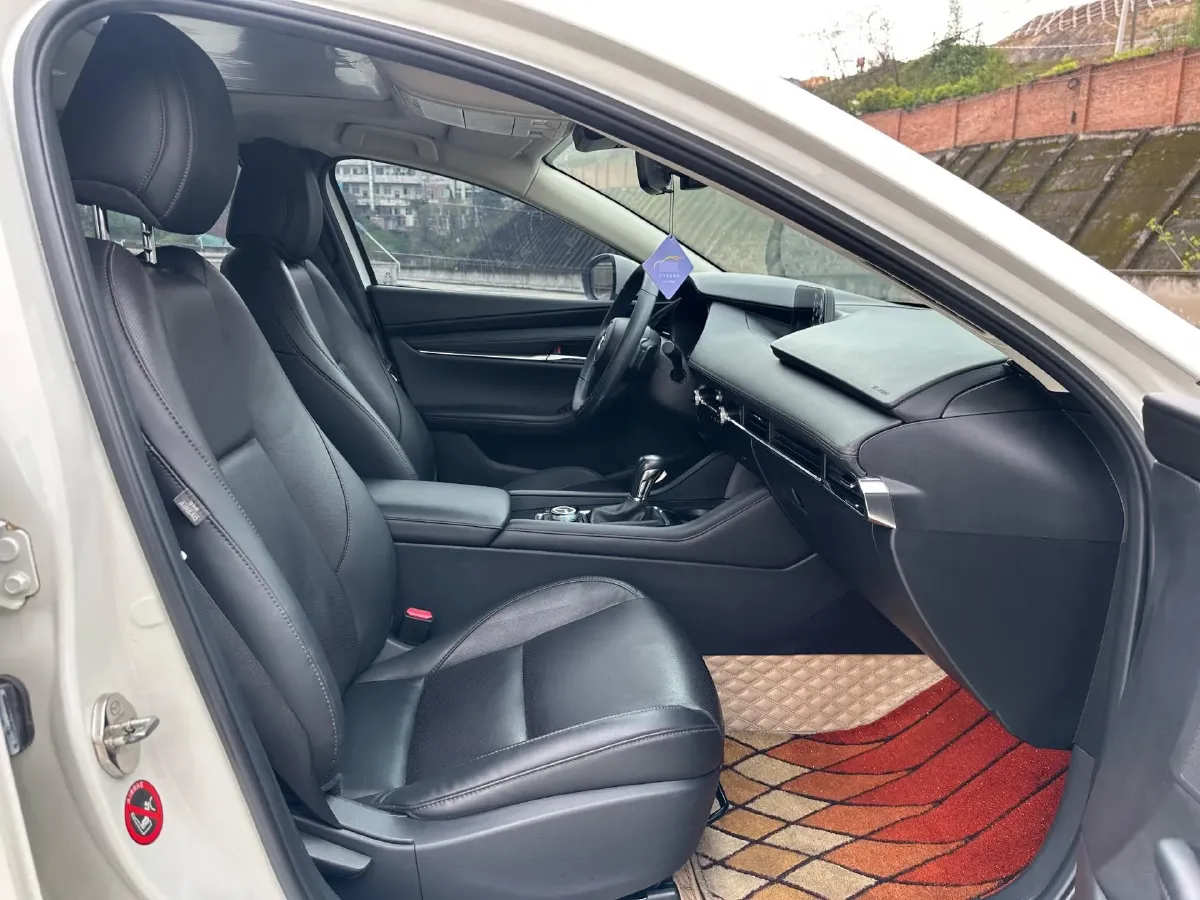 2022 Mazda 3 Axela 2.0L 158HP L4 6AT,autocango,china used car exporter,china ev exporter,chinese used car exporter,chinese used ev exporter