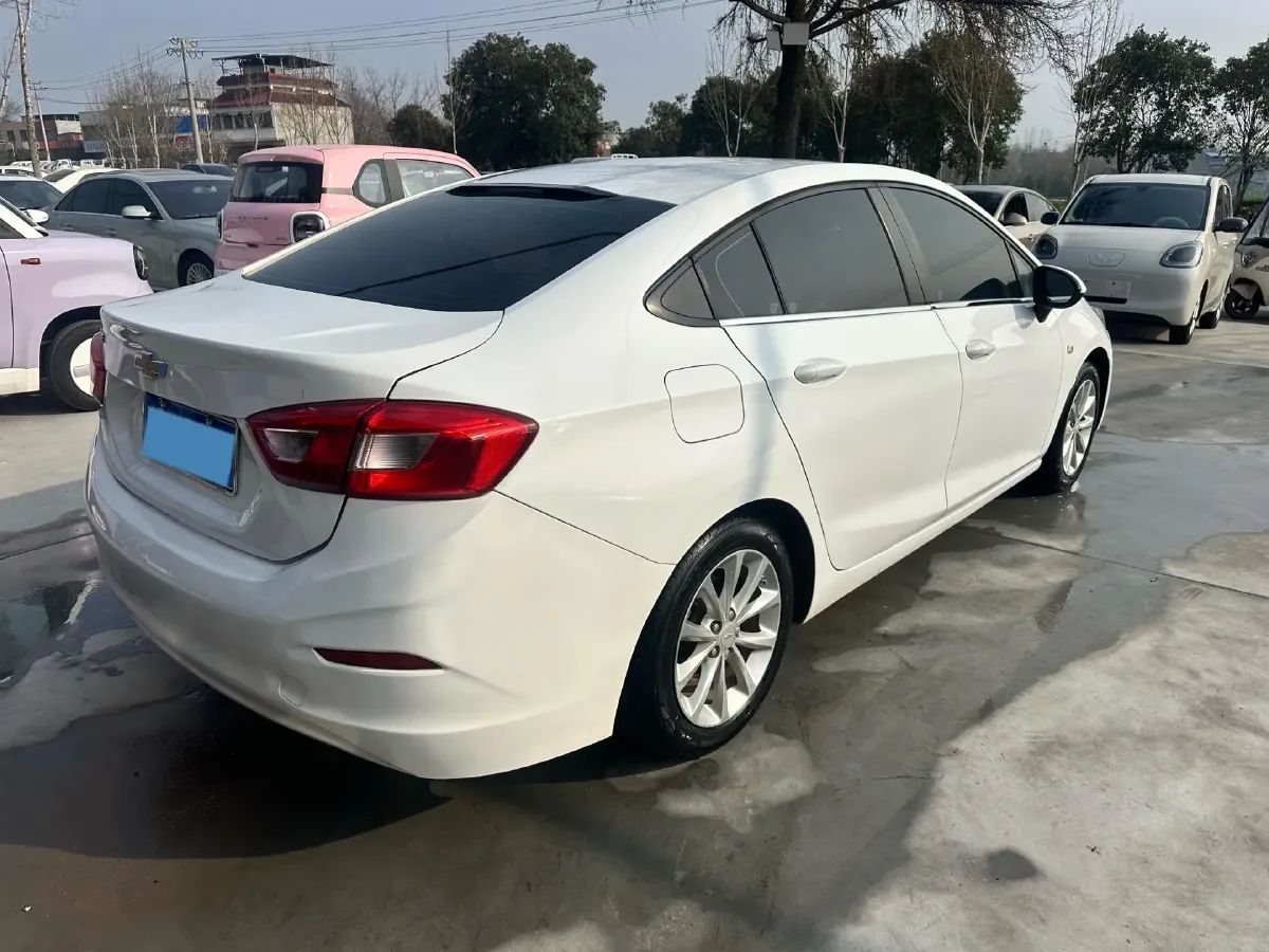 2018 Chevrolet Cruze 1.5L 114HP L4 6AT,autocango,china used car exporter,china ev exporter,chinese used car exporter,chinese used ev exporter