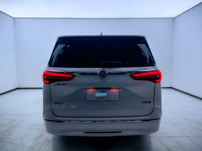 2021 Buick GL8 2.0T 237HP L4 9AT,autocango,china used car exporter,china ev exporter,chinese used car exporter,chinese used ev exporter