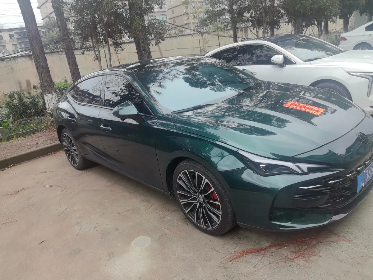 2025 MG 7 2.0T 261HP L4 9AT,autocango,china used car exporter,china ev exporter,chinese used car exporter,chinese used ev exporter