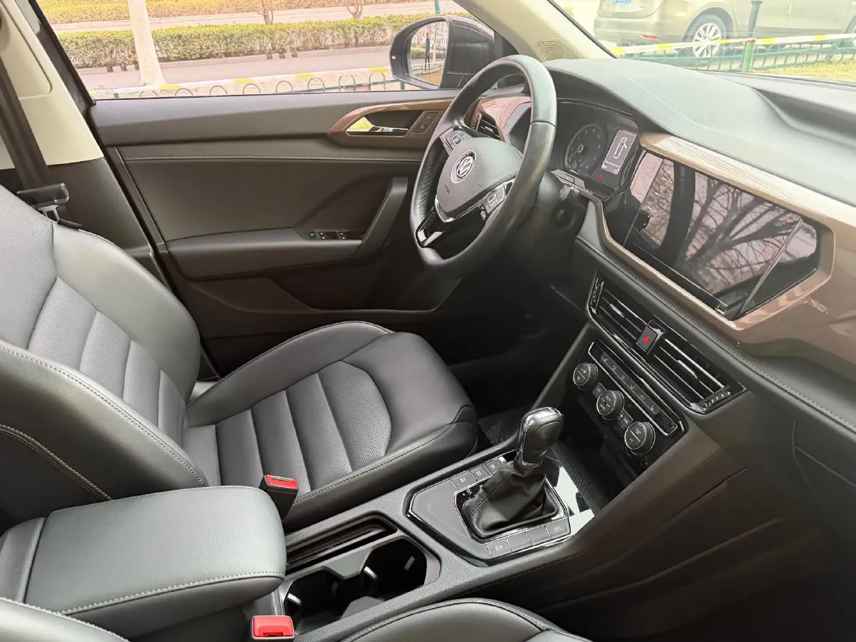 2020 Volkswagen Tharu 1.4T 150HP L4 7DCT,autocango,china used car exporter,china ev exporter,chinese used car exporter,chinese used ev exporter