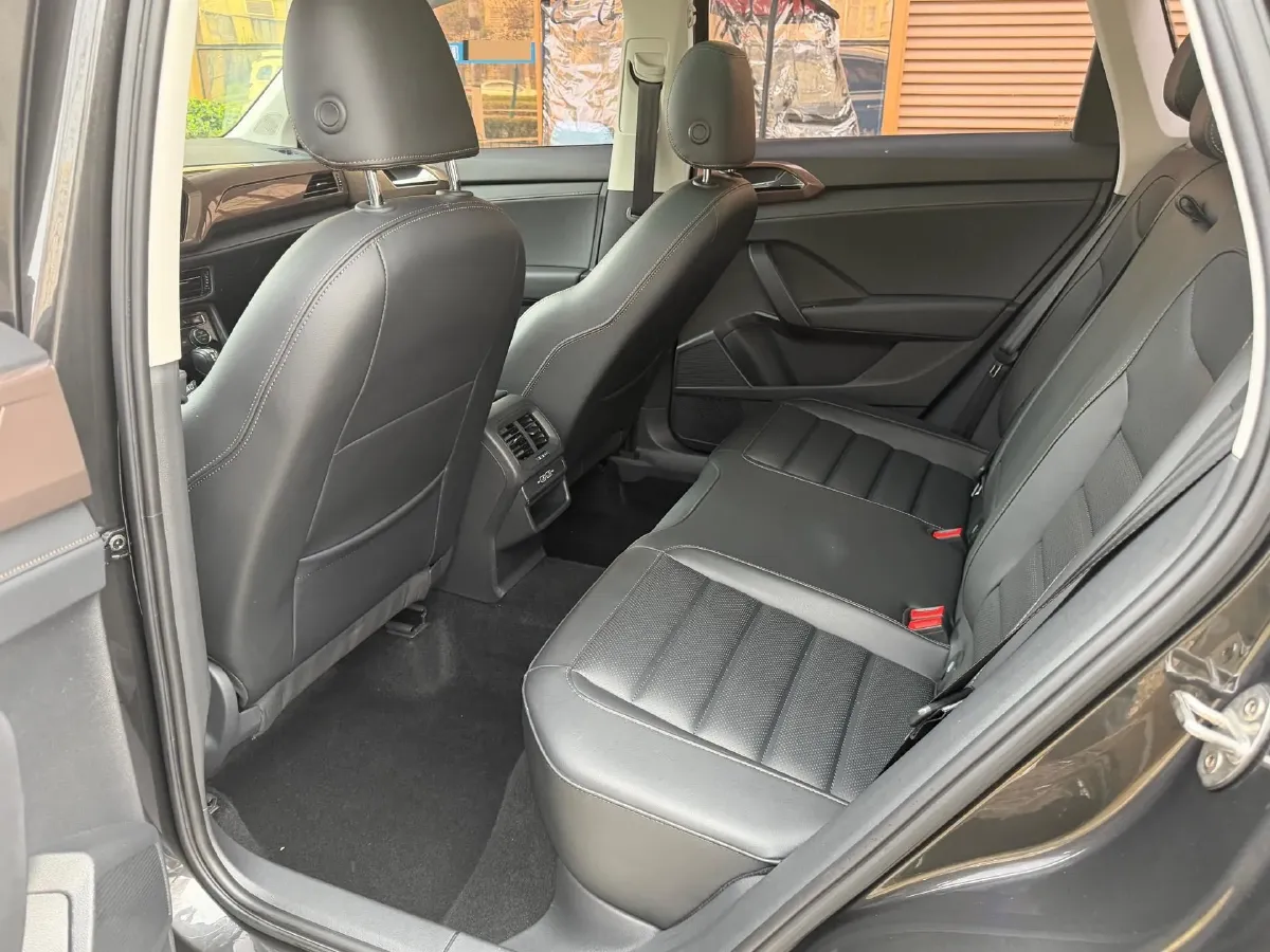 2020 Volkswagen Tharu 1.4T 150HP L4 7DCT,autocango,china used car exporter,china ev exporter,chinese used car exporter,chinese used ev exporter