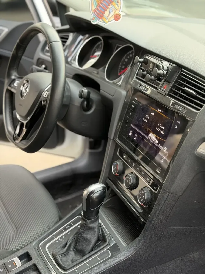 2020 Volkswagen Golf 1.4T 150HP L4 7DCT,autocango,china used car exporter,china ev exporter,chinese used car exporter,chinese used ev exporter