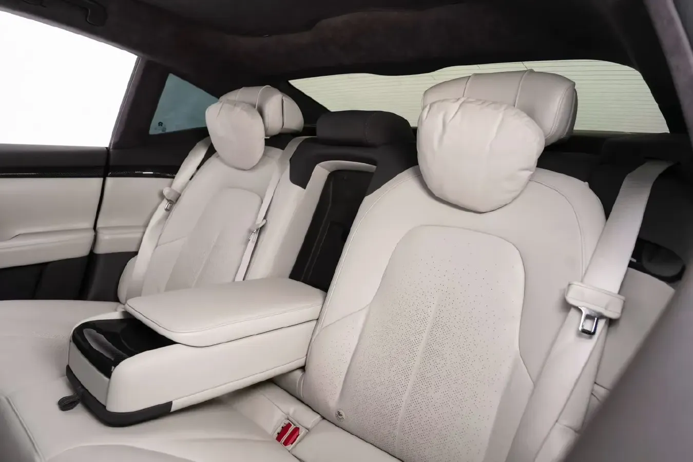 2023 NIO EC7 BEV 75KWH,autocango,china used car exporter,china ev exporter,chinese used car exporter,chinese used ev exporter