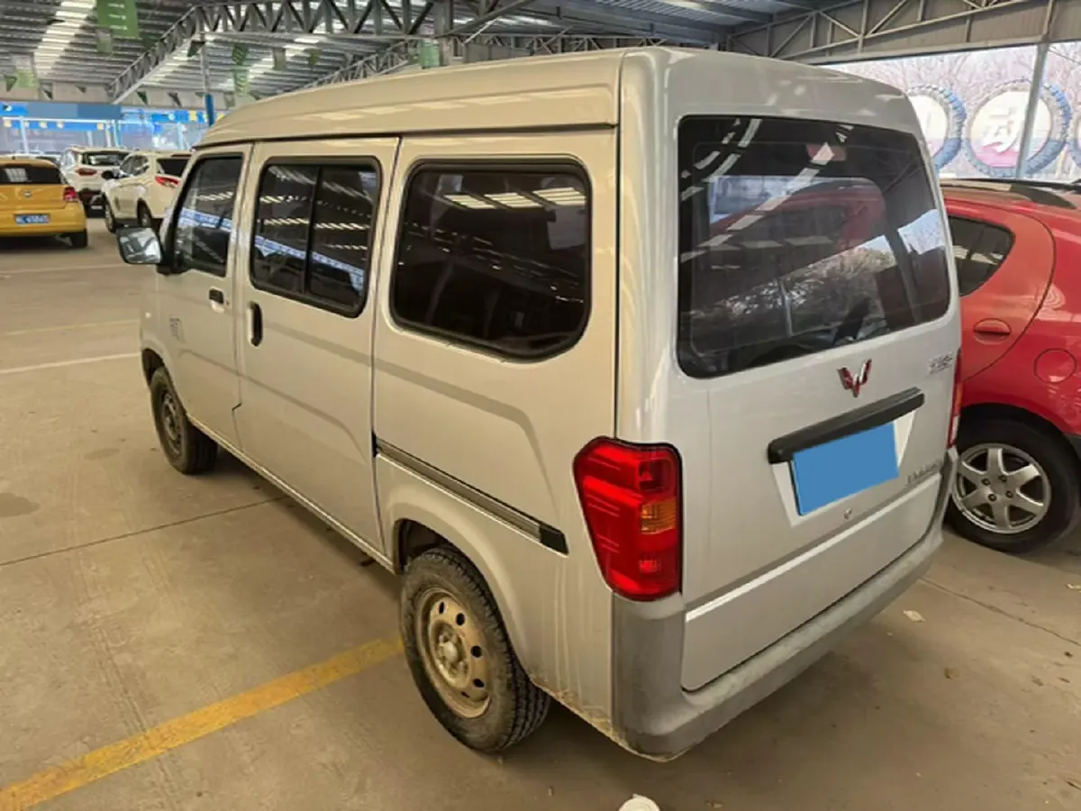 2019 WuLing ZhiGuang 1.2L 82HP L4 5MT,autocango,china used car exporter,china ev exporter,chinese used car exporter,chinese used ev exporter