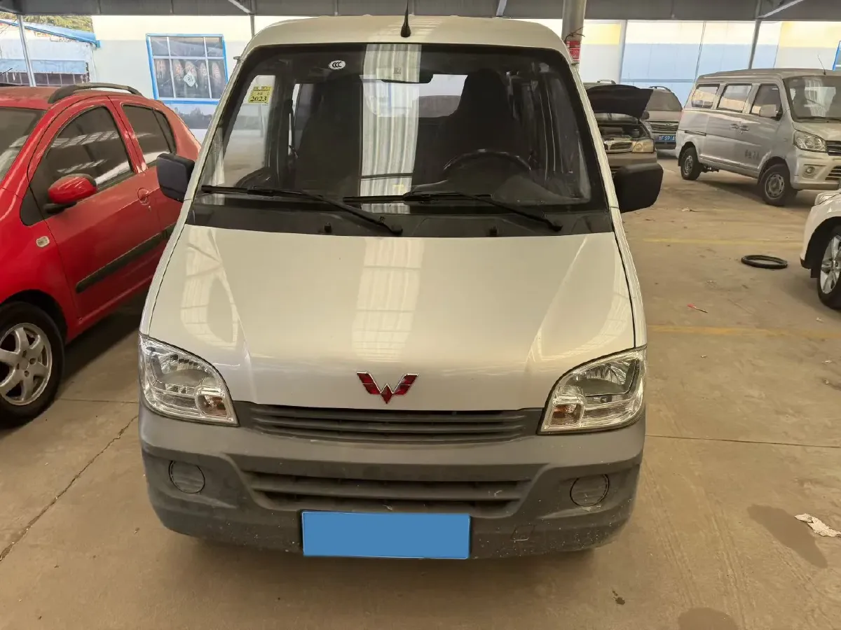 2019 WuLing ZhiGuang 1.2L 82HP L4 5MT,autocango,china used car exporter,china ev exporter,chinese used car exporter,chinese used ev exporter