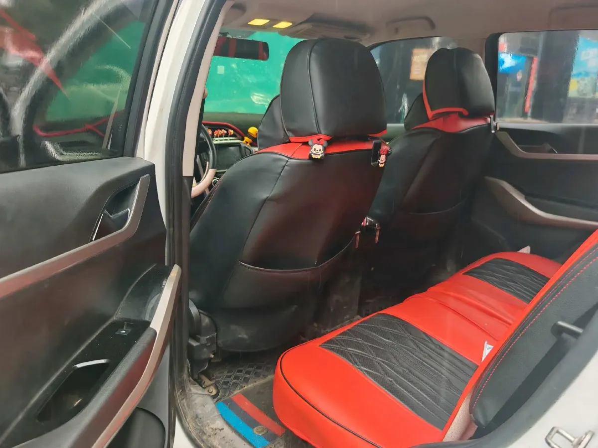 2018 HaiMa S5 Young Edition 1.6L 122HP L4 5MT,autocango,china used car exporter,china ev exporter,chinese used car exporter,chinese used ev exporter