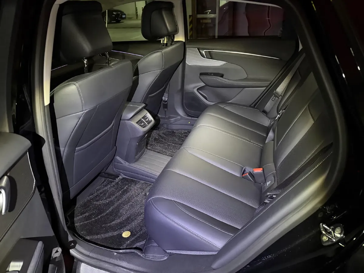 2025 Buick Larcosse 2.0T 237HP L4 9AT,autocango,china used car exporter,china ev exporter,chinese used car exporter,chinese used ev exporter