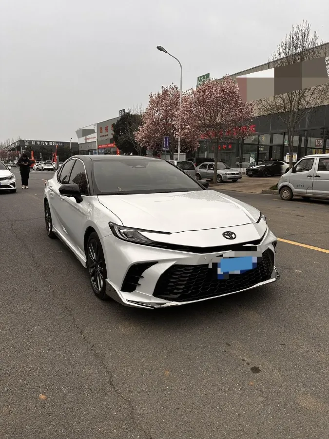 2025 Toyota Camry 2.0L 152HP L4 E-CVT Hybrid,autocango,china used car exporter,china ev exporter,chinese used car exporter,chinese used ev exporter