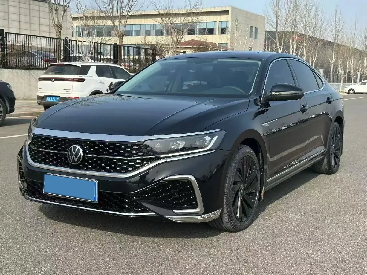2023 Volkswagen Passat 2.0T 186HP L4 7DCT,autocango,china used car exporter,china ev exporter,chinese used car exporter,chinese used ev exporter