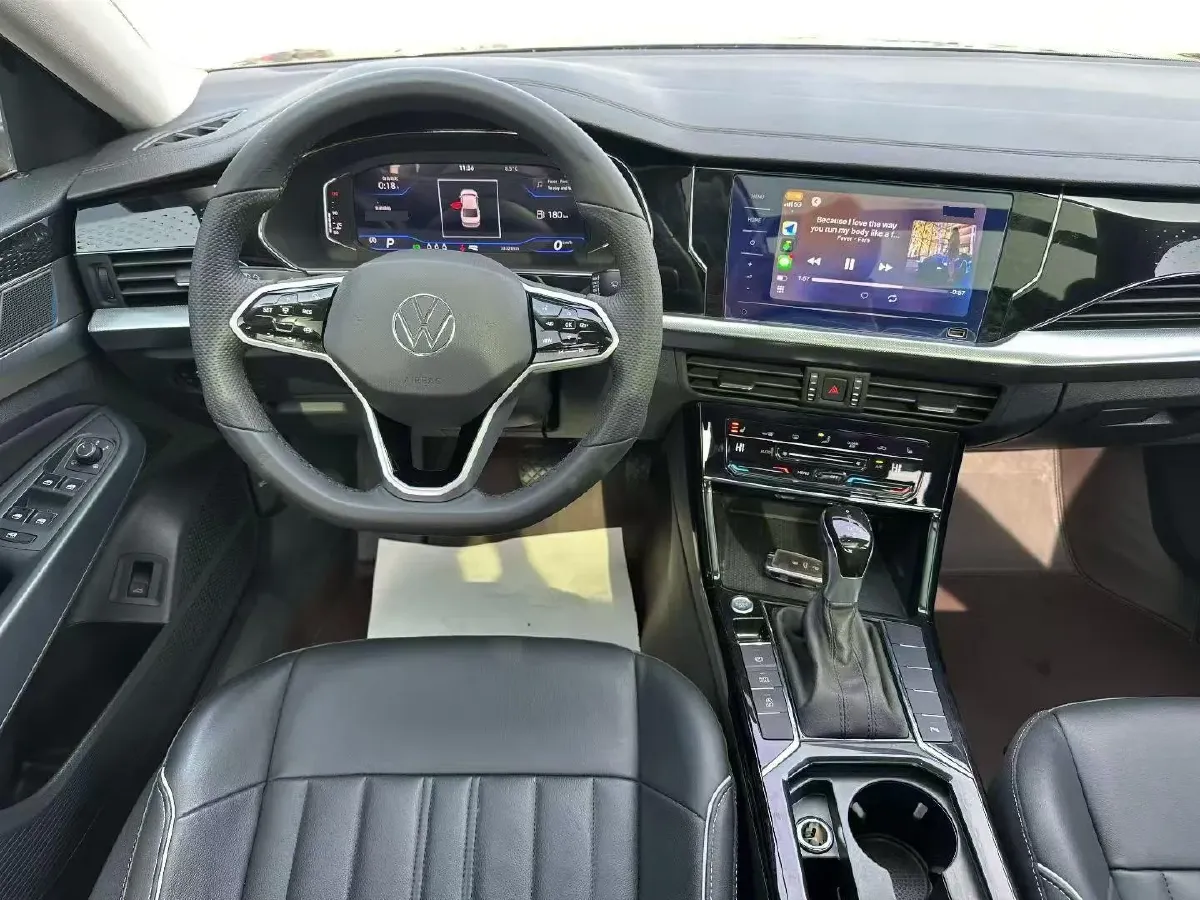 2023 Volkswagen Passat 2.0T 186HP L4 7DCT,autocango,china used car exporter,china ev exporter,chinese used car exporter,chinese used ev exporter