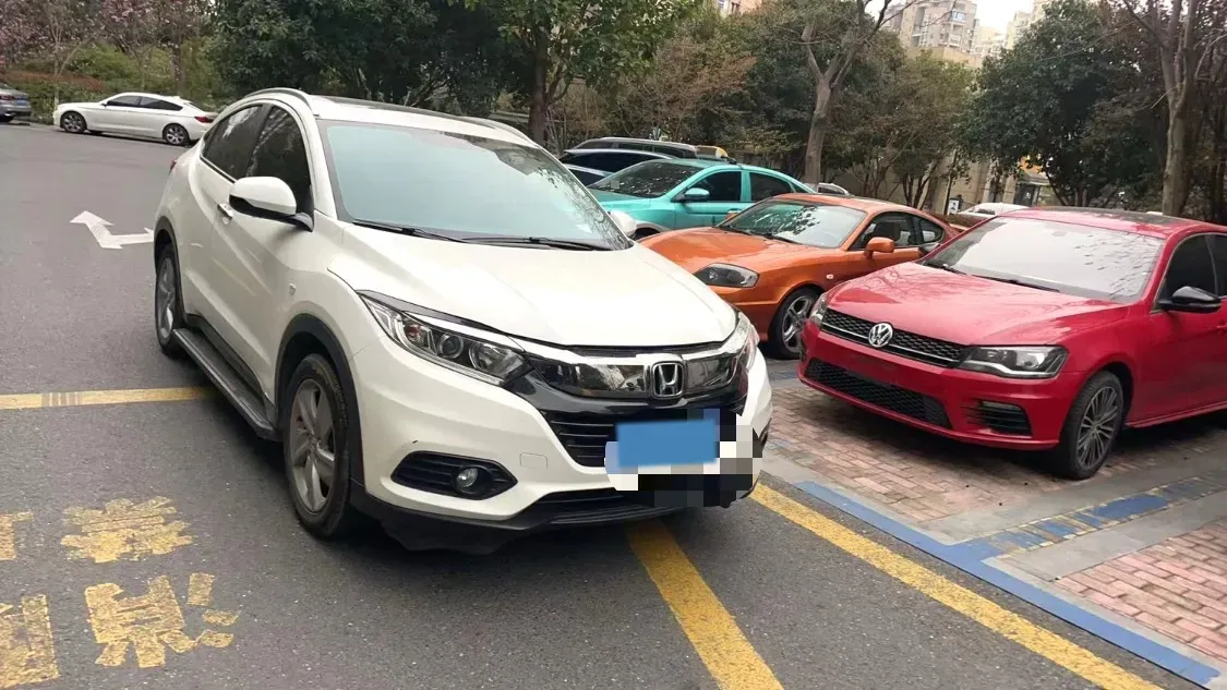 2020 Honda Vezel 1.5L 131HP L4 CVT,autocango,china used car exporter,china ev exporter,chinese used car exporter,chinese used ev exporter