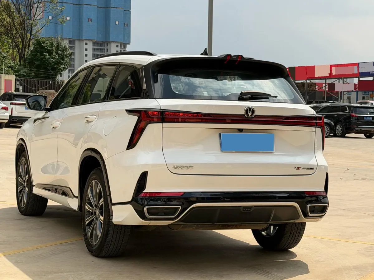 2024 ChangAn CS75 Plus 2.0T 233HP L4 8AT,autocango,china used car exporter,china ev exporter,chinese used car exporter,chinese used ev exporter