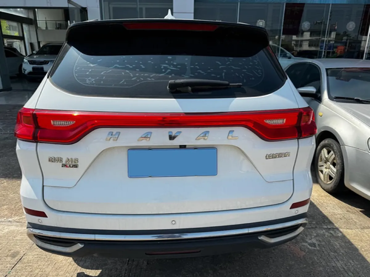 2021 Haval M6 1.5T 150HP L4 7DCT,autocango,china used car exporter,china ev exporter,chinese used car exporter,chinese used ev exporter