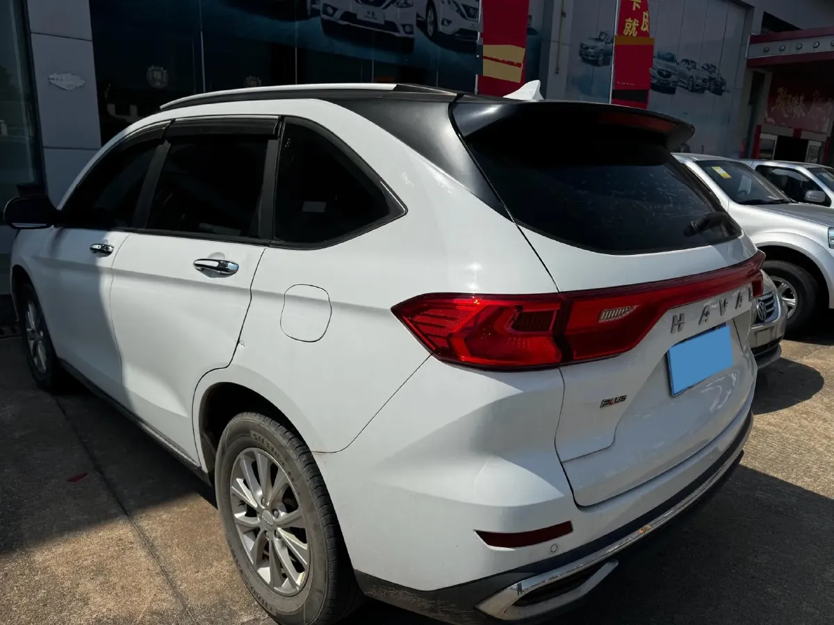 2021 Haval M6 1.5T 150HP L4 7DCT,autocango,china used car exporter,china ev exporter,chinese used car exporter,chinese used ev exporter