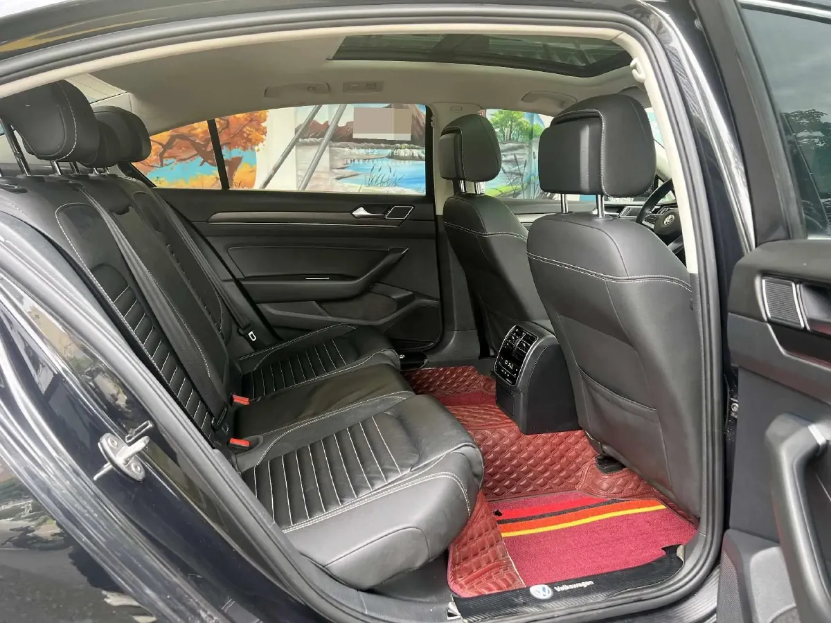 2020 Volkswagen Magotan 2.0T 186HP L4 7DCT,autocango,china used car exporter,china ev exporter,chinese used car exporter,chinese used ev exporter