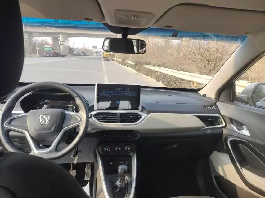 2017 BaoJun 510 1.5L 112HP L4 6MT,autocango,china used car exporter,china ev exporter,chinese used car exporter,chinese used ev exporter